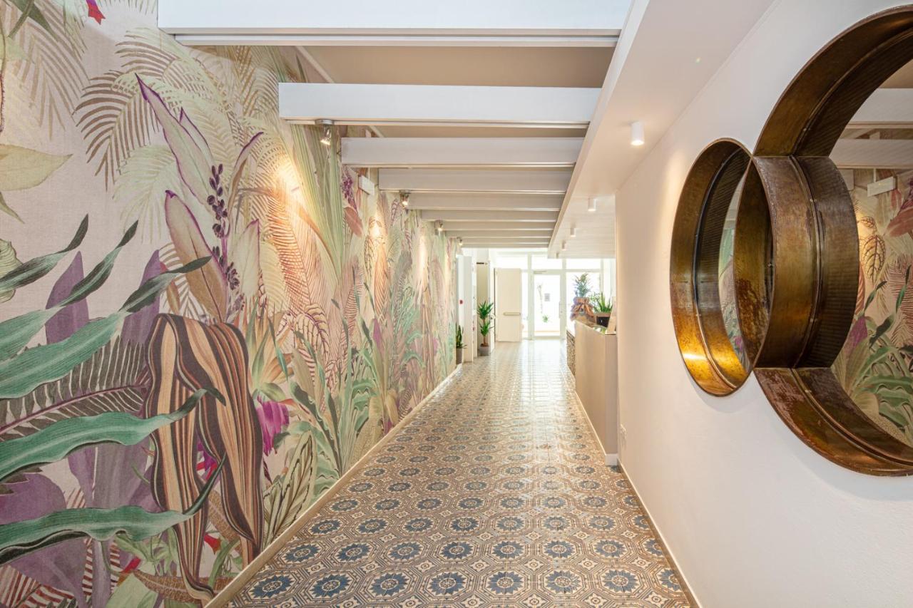 Hotel Pigalle ลิโดดิเยโซโล ภายนอก รูปภาพ