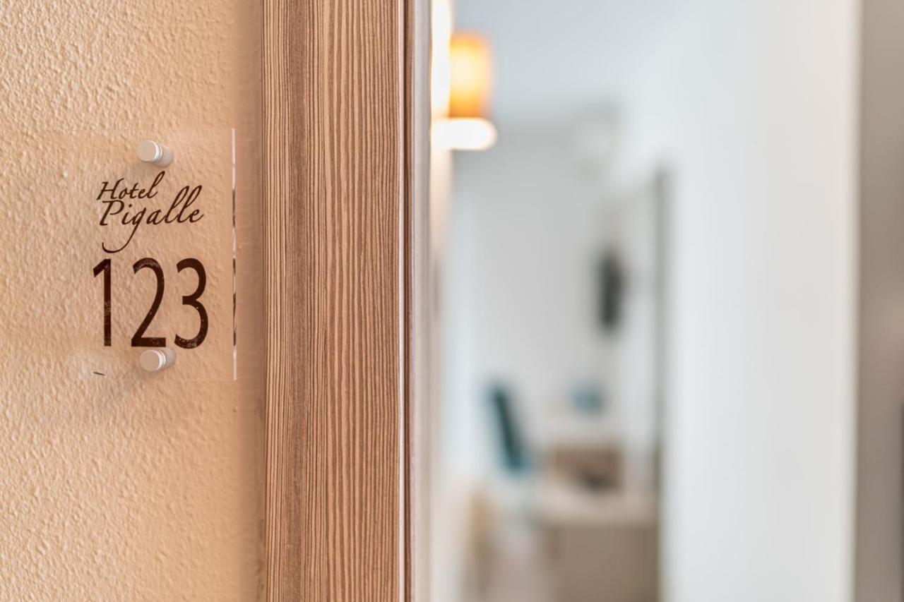 Hotel Pigalle ลิโดดิเยโซโล ภายนอก รูปภาพ